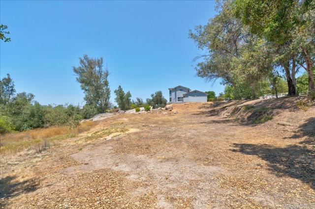 Detail Gallery Image 33 of 43 For 18434 Ramona View Dr, Ramona,  CA 92065 - 4 Beds | 2/1 Baths