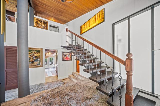 81 E Garzas Road, Carmel Valley CA: https://media.crmls.org/mediaz/324db77d-ba92-4a25-8a9e-bfe7fd582583.jpg