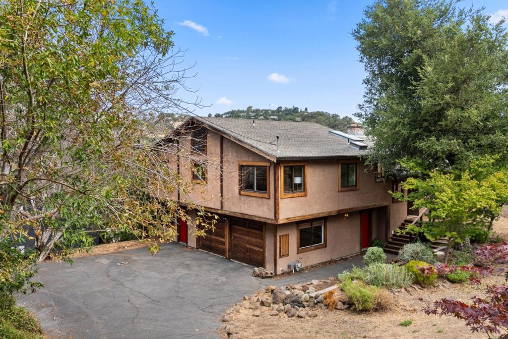 162 Madera Avenue
