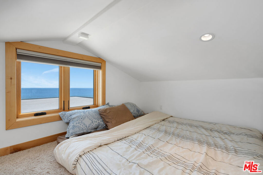 MLS #25612619 image #21