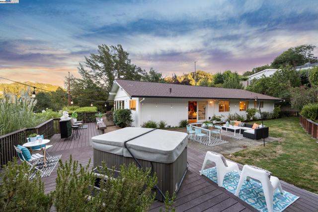 124 MARSHA PLACE, Lafayette CA: https://media.crmls.org/mediaz/32501981-300e-4f86-831b-27c4584fe216.jpg
