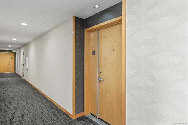 850 Beech Street, San Diego CA: https://media.crmls.org/mediaz/32503b00-3593-4af2-a264-9eafc5951f14.jpg