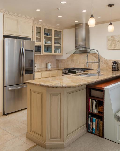 Detail Gallery Image 15 of 73 For 600 N the Strand #44,  Oceanside,  CA 92054 - 2 Beds | 2 Baths