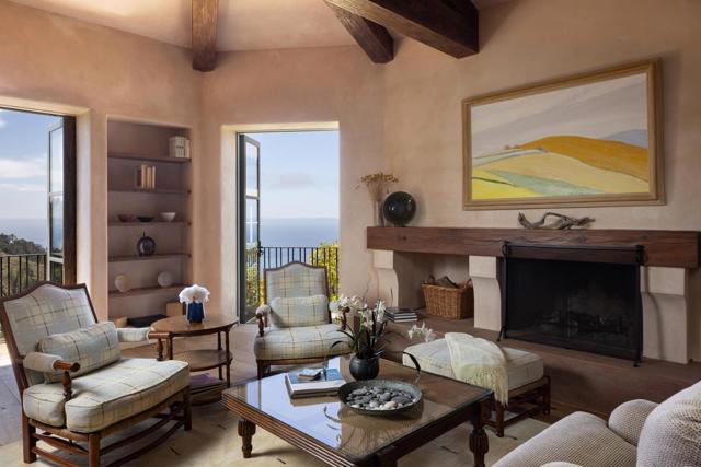 3200 Red Wolf Drive, Carmel CA: https://media.crmls.org/mediaz/3250be19-9d47-497b-862f-48cae4052a03.jpg