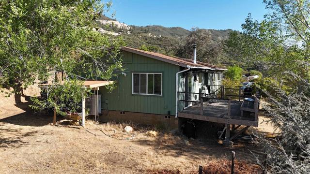 38281 Western Hills Drive, Anza CA: https://media.crmls.org/mediaz/3251ab0c-6dd8-4c6f-82d5-9cc823c0b573.jpg