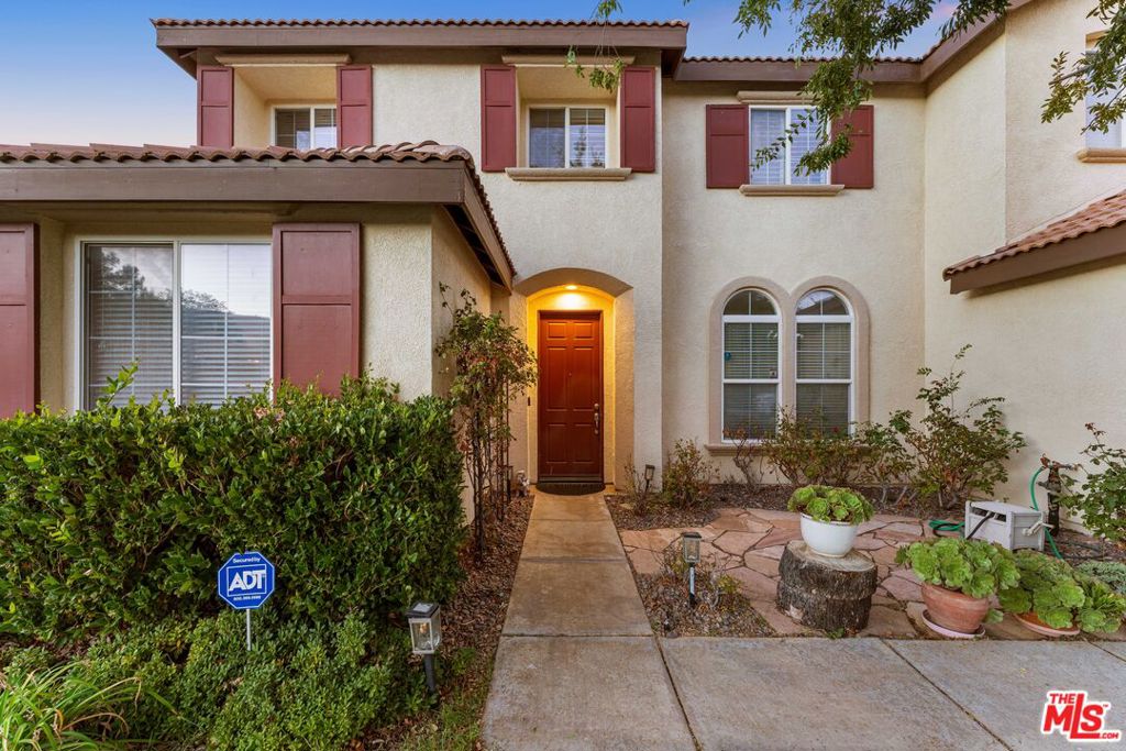 5133 Hillside Place