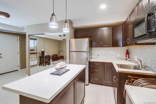 3415 19 Madison Ave, San Diego CA: https://media.crmls.org/mediaz/325264e3-36e2-4a0d-80b6-a963339e6b24.jpg