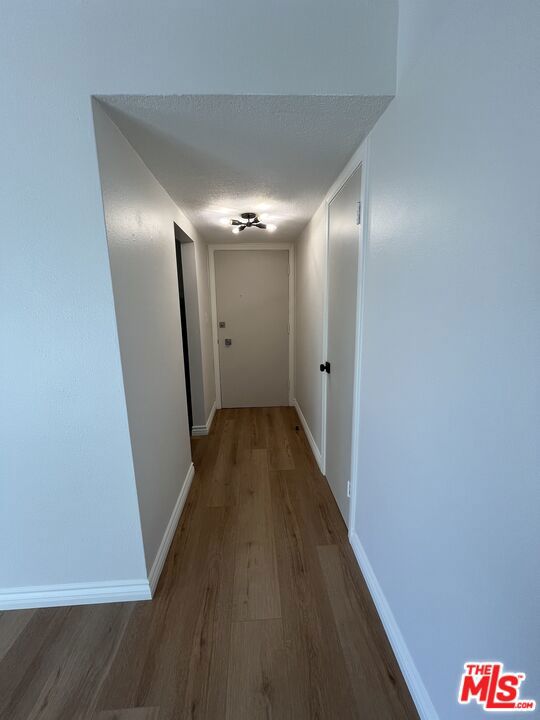970 Palm Avenue, West Hollywood CA: https://media.crmls.org/mediaz/32527e14-9254-4e3b-be7e-1bdbc01dbcd6.jpg