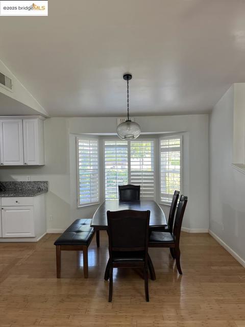868 Florin RD, Sacramento CA: https://media.crmls.org/mediaz/3253206c-13db-48f5-9fd1-3d218a7618c7.jpg