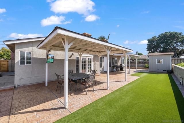 4182 Seri Street, San Diego CA: https://media.crmls.org/mediaz/32539486-7ce5-45ac-bbd4-be5148ac7329.jpg
