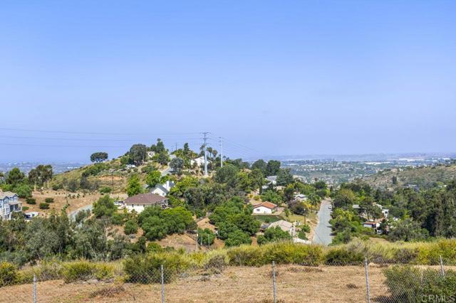 Detail Gallery Image 62 of 75 For 1717 Playa Vista, San Marcos,  CA 92078 - 4 Beds | 4 Baths