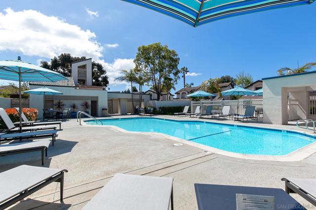 6422 CAMINITO LISTO, San Diego CA: https://media.crmls.org/mediaz/325492b3-41af-44e1-b996-10d9faadbba3.jpg