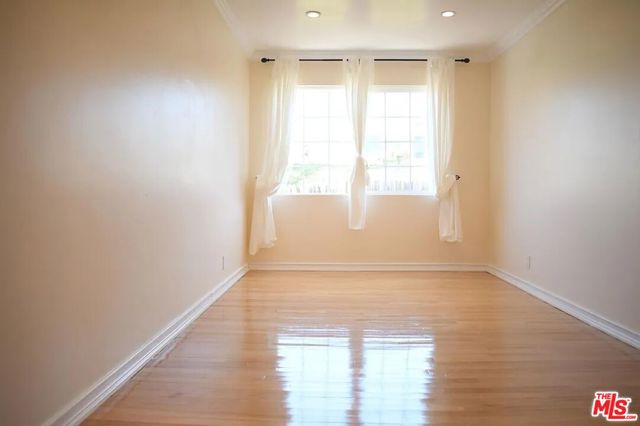 1119 22nd Street, Santa Monica CA: https://media.crmls.org/mediaz/3255b5bc-7f19-4d59-97c9-940312602b4d.jpg