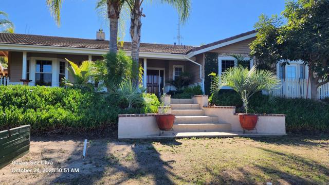 Detail Gallery Image 2 of 12 For 351 Sheila Ln, Fallbrook,  CA 92028 - 3 Beds | 2 Baths