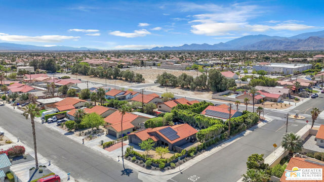 67795 Medano Road, Cathedral City CA: https://media.crmls.org/mediaz/3255bdee-353a-4940-868e-db2c762eca93.jpg