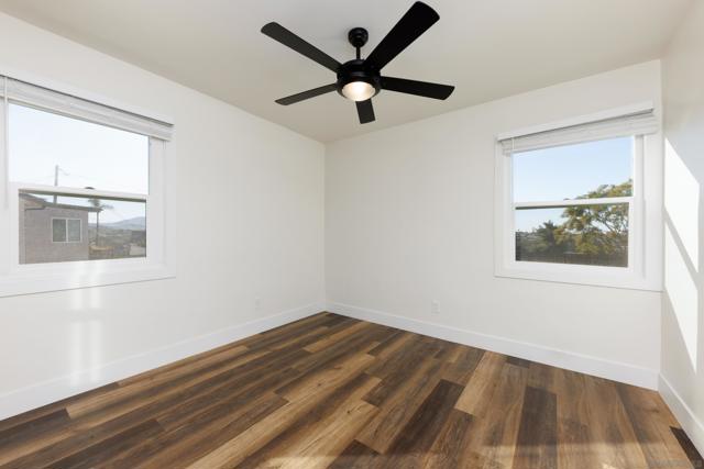 6283 Lorca Drive, San Diego CA: https://media.crmls.org/mediaz/32572850-f891-46d4-8a26-2c570382d595.jpg