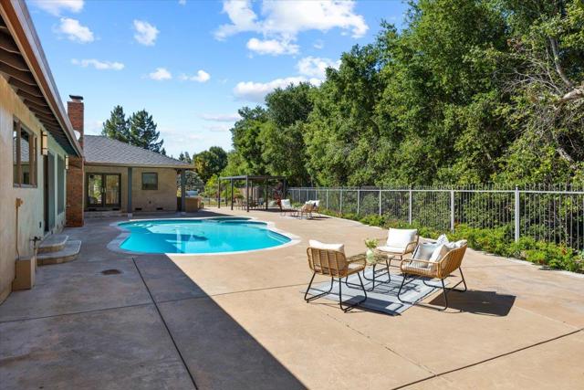 20811 Norada Court, Saratoga CA: https://media.crmls.org/mediaz/32579bbb-349b-48a2-b31d-b61e4213c6aa.jpg