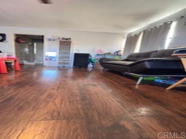 Detail Gallery Image 4 of 5 For 242 E Street St, Chula Vista,  CA 91910 - 1 Beds | 1 Baths