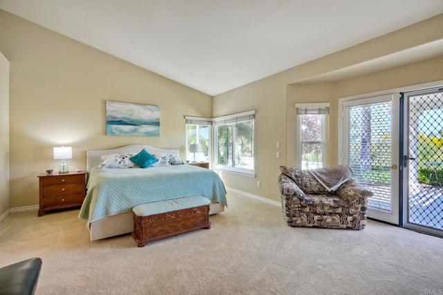 1336 Lupine Hills Drive, Vista CA: https://media.crmls.org/mediaz/3259daa0-dac1-401d-975b-bf0972399b9d.jpg