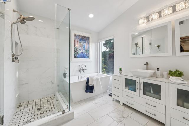 5310 E Lakeshore, San Ramon CA: https://media.crmls.org/mediaz/325b43db-ee59-4b23-a50d-4680b530a1e7.jpg