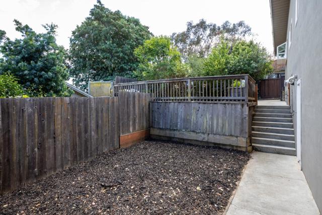 2910 Sherwood Drive, San Carlos CA: https://media.crmls.org/mediaz/325b5121-cdd8-4a18-84ce-425e26b00c65.jpg