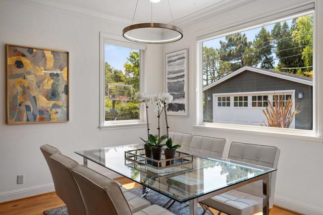 1509 Los Montes Drive, Burlingame CA: https://media.crmls.org/mediaz/325c1d90-8514-4276-bcd2-e724f11720bb.jpg