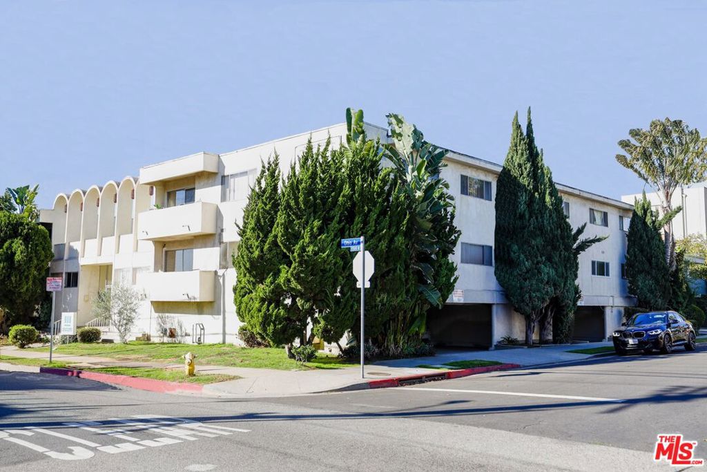 11551 Ohio Avenue #4