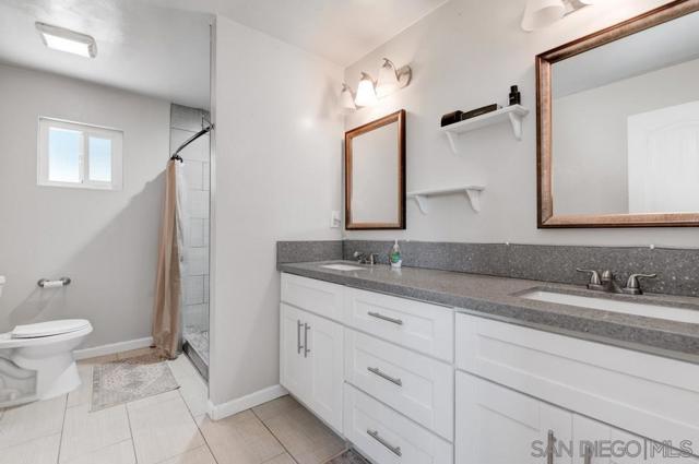 Image 12 of 21 For 845 13th St  Master Sui