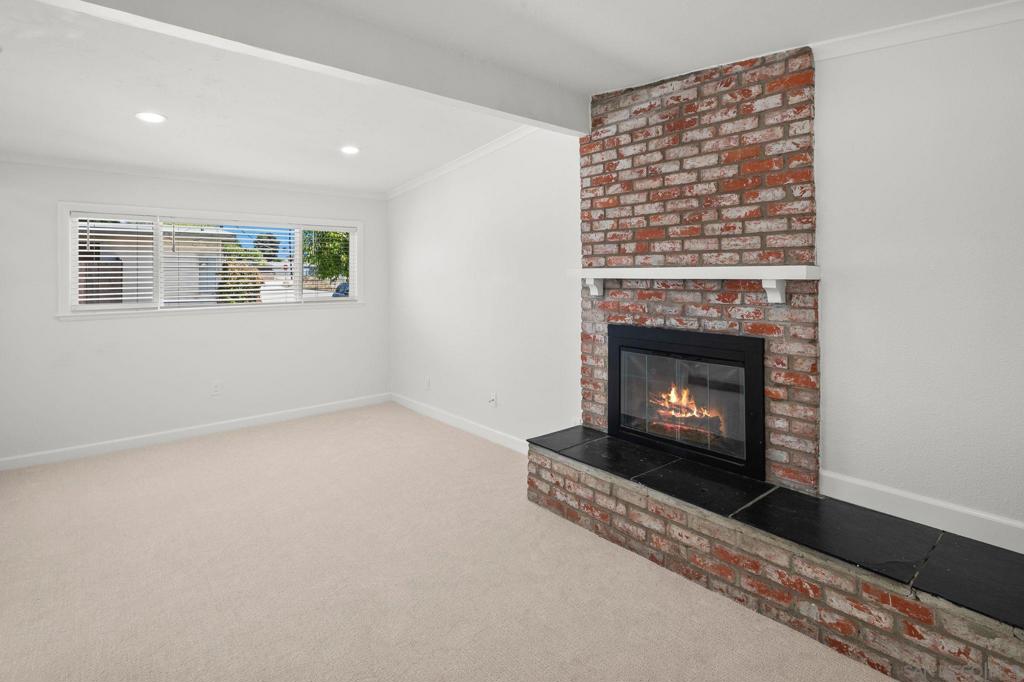 5164 Chateau Dr - photo 18