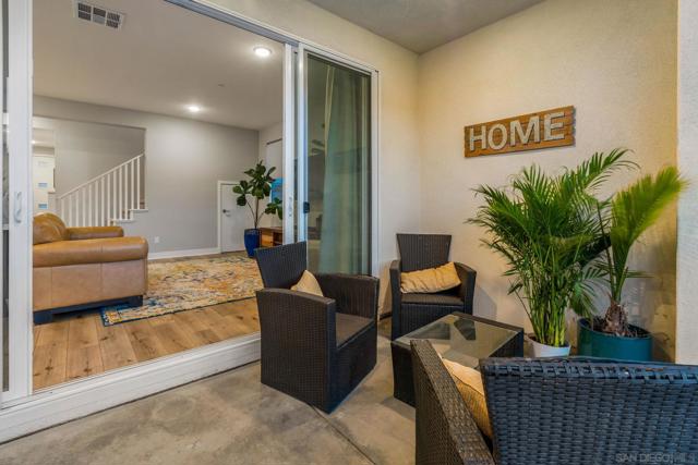 Image 41 of 70 For 8988 Trailridge Ave