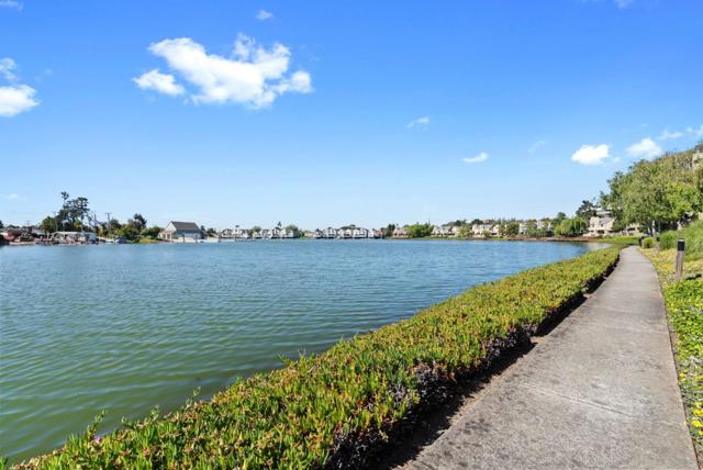 1090 Shoreline Drive, San Mateo CA: https://media.crmls.org/mediaz/325e4ff4-4a26-45dc-a959-d1dcbff5fff7.jpg