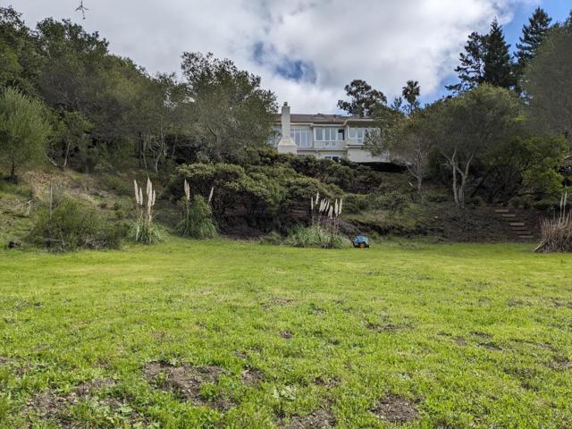 46 Eugenia Way, Hillsborough CA: https://media.crmls.org/mediaz/325f40cc-1573-438d-900f-4eca09fef83f.jpg