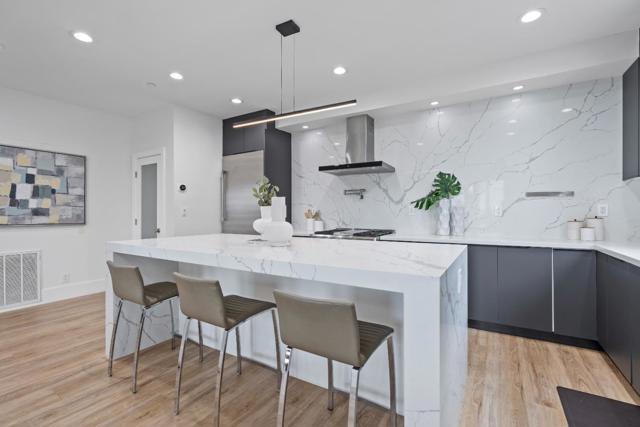 3807 Madrone Avenue, Oakland CA: https://media.crmls.org/mediaz/32613cc9-831c-4968-a918-f34475458821.jpg