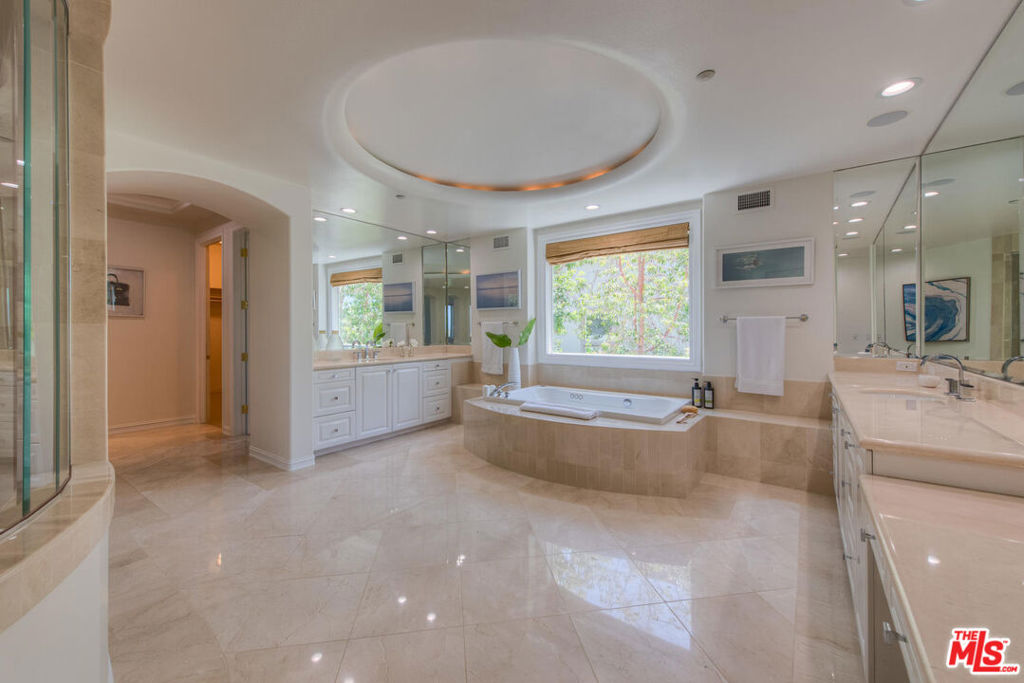 MLS #26861505 image #24