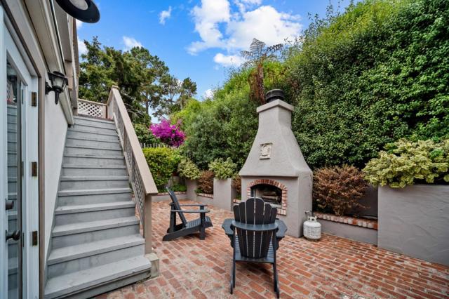 0 San Antonio 3 SE Ocean, Carmel CA: https://media.crmls.org/mediaz/3263fd0a-0c3c-4a94-841b-456c0240fda5.jpg