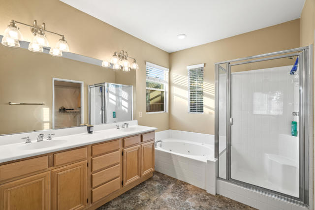 Image 22 of 58 For 82491 Grant Drive