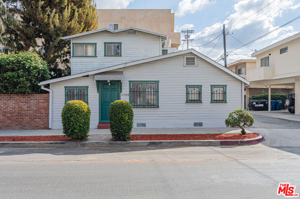 11924 Rochester Avenue
