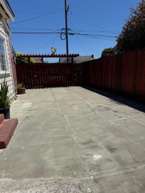 129 Rodeo Avenue, Salinas CA: https://media.crmls.org/mediaz/3265b1a1-4d82-46dd-8804-c5e7c154af73.jpg