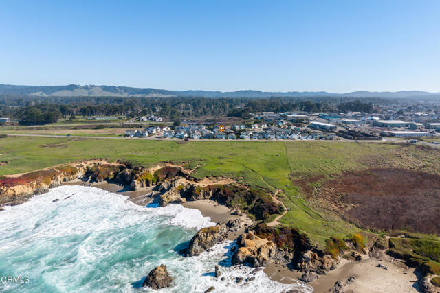 Detail Gallery Image 31 of 34 For 960 Glass Beach Dr, Fort Bragg,  CA 95437 - 2 Beds | 2 Baths