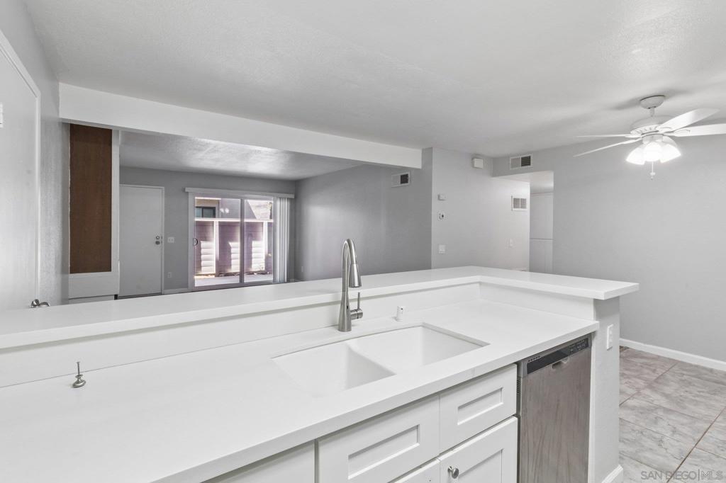 9140 Gramercy Dr - photo 13