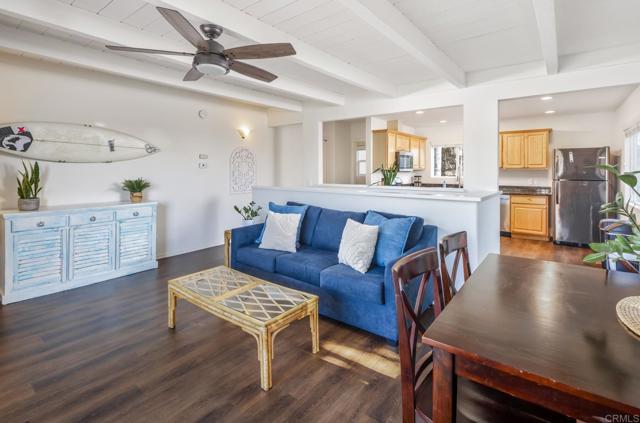 303 305 Sanford Street, Encinitas CA: https://media.crmls.org/mediaz/326778e6-a0c5-47a5-85d3-ae5f2243ac0e.jpg