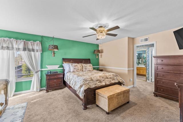 1363 Timberpond Dr, El Cajon CA: https://media.crmls.org/mediaz/32680d4f-8d0b-4812-8315-87594c809418.jpg