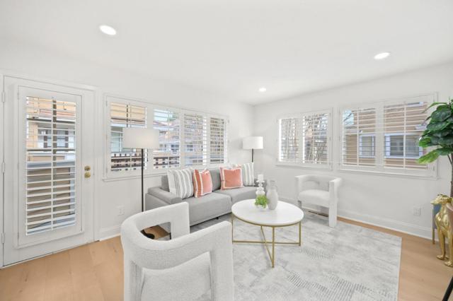 Image 14 of 59 For 545 Mill River Lane