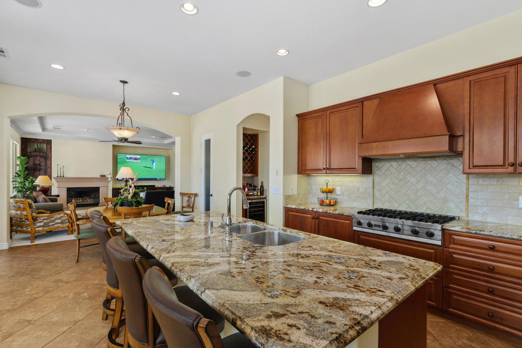 MLS #219139240DA image #4