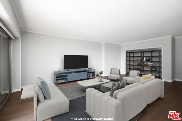 10450 Wilshire Boulevard, Los Angeles CA: https://media.crmls.org/mediaz/3268f18e-eb7a-49a0-814a-e0c055c8227e.jpg