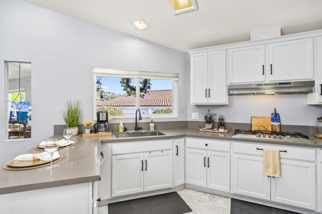 Detail Gallery Image 4 of 27 For 2010 W San Marcos Blvd #26, San Marcos,  CA 92078 - 2 Beds | 2 Baths