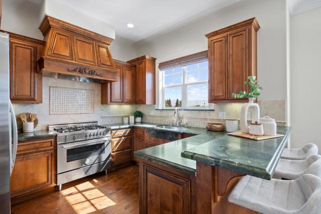 780 Nirasa Lane, San Jose CA: https://media.crmls.org/mediaz/3269e110-e247-4b5a-9059-8ca9e81411df.jpg