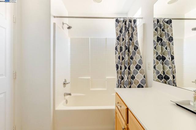 50289 San Capistrano Drive, Coachella CA: https://media.crmls.org/mediaz/326acc19-1533-4ce1-818c-5f62c5cafd75.jpg