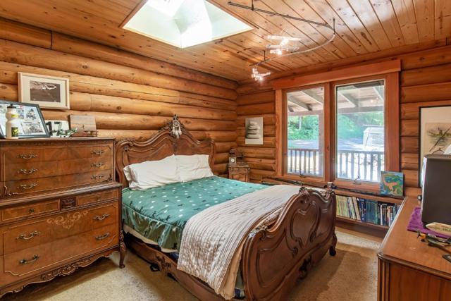 22700 Old Santa Cruz Highway, Los Gatos CA: https://media.crmls.org/mediaz/326c5d2f-9042-4269-9517-fa751e35b04e.jpg