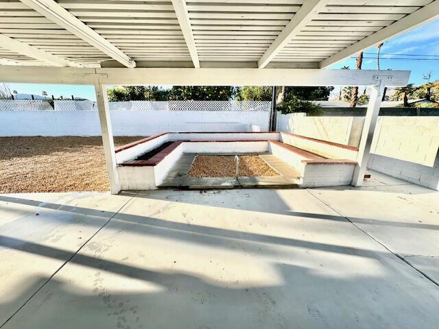Image 32 of 44 For 73073 Santa Rosa Way